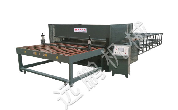 電腦控制高精度四柱四缸卷狀材料連續(xù)作業(yè)裁斷機 電腦控制高精度四柱四缸卷狀材料連續(xù)作業(yè)裁斷機