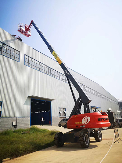 自動單邊滑臺式精密四柱裁斷機 自動單邊滑臺式精密四柱裁斷機