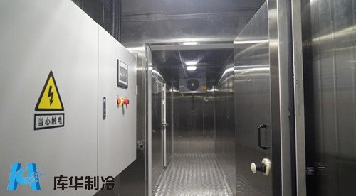 血漿冷庫(kù)全景內(nèi)景(電控箱+緩沖間)