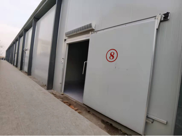 冷庫門怎么選擇？平移門和手拉門哪個更好